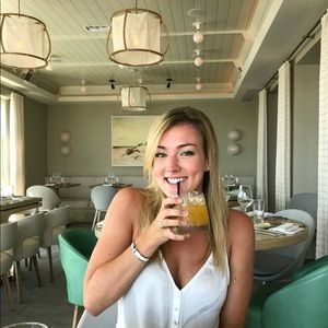 Meet your Posher, Natalie